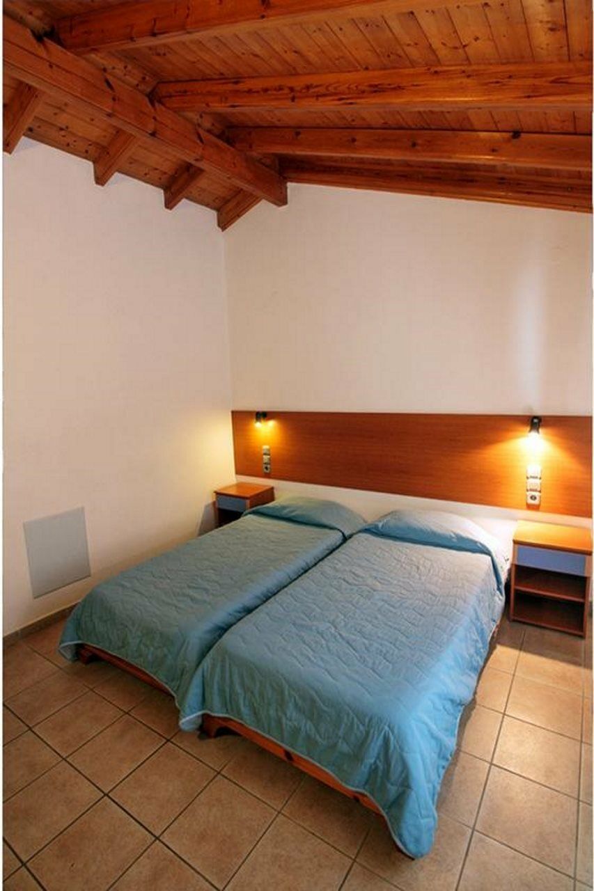 Nireas Resort Corfu Aparthotel 3*
